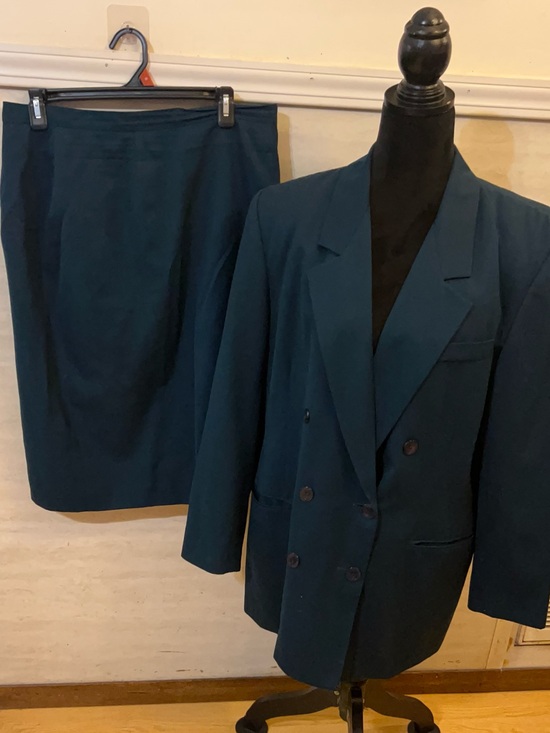 JH Collectibles Jackets & Blazers - Vintage JH Collectibles Two Piece Skirt Suit, Teal 100% Wool
